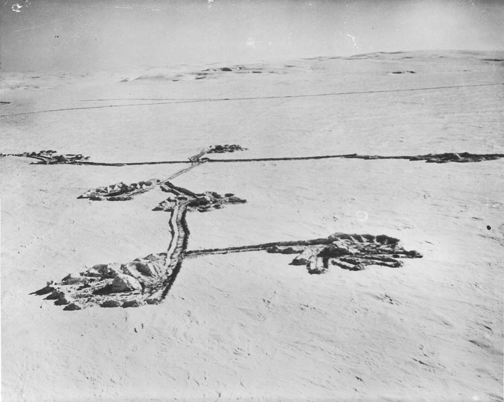 Pattern in the snow